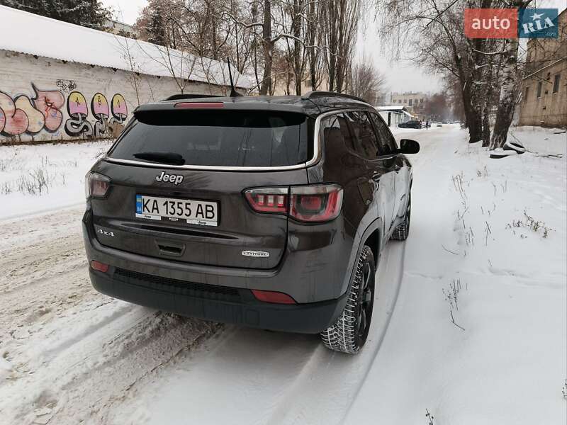 Внедорожник / Кроссовер Jeep Compass 2017 в Киеве
