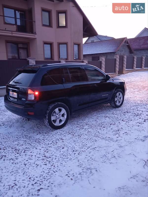 Позашляховик / Кросовер Jeep Compass 2013 в Тлумачі