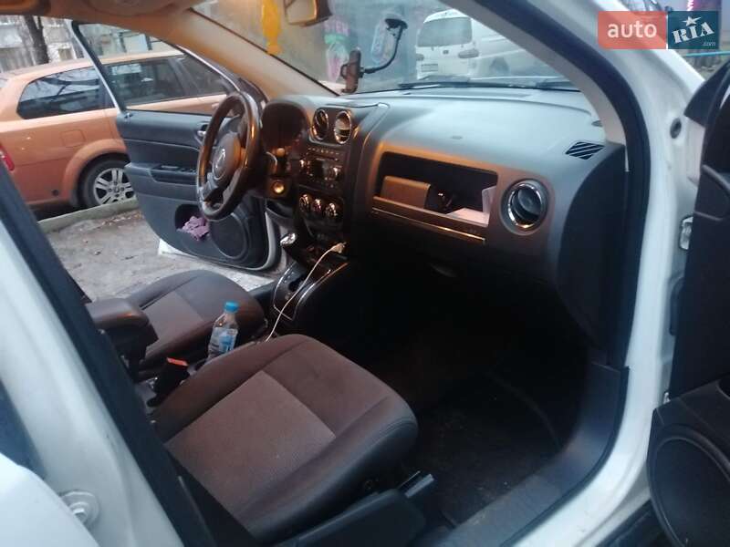 Внедорожник / Кроссовер Jeep Compass 2013 в Киеве