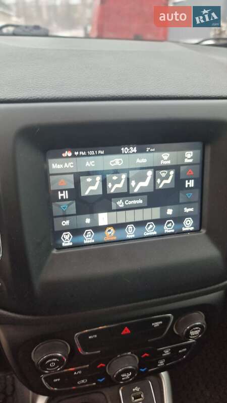 Внедорожник / Кроссовер Jeep Compass 2018 в Киеве