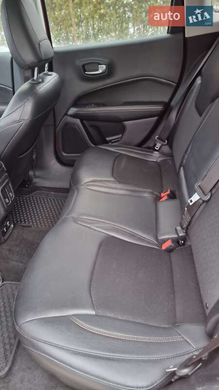 Внедорожник / Кроссовер Jeep Compass 2018 в Киеве