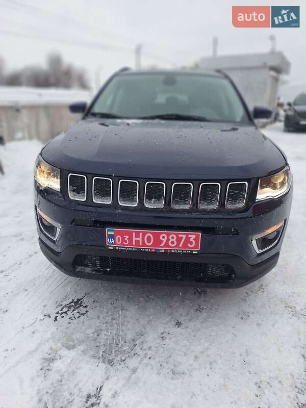 Внедорожник / Кроссовер Jeep Compass 2017 в Киеве фото 17 Внедорожник / Кроссовер Jeep Compass 2017 в Киеве