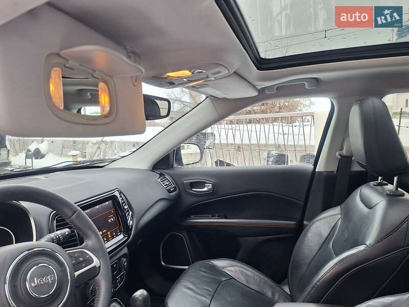 Внедорожник / Кроссовер Jeep Compass 2017 в Киеве фото 29 Внедорожник / Кроссовер Jeep Compass 2017 в Киеве