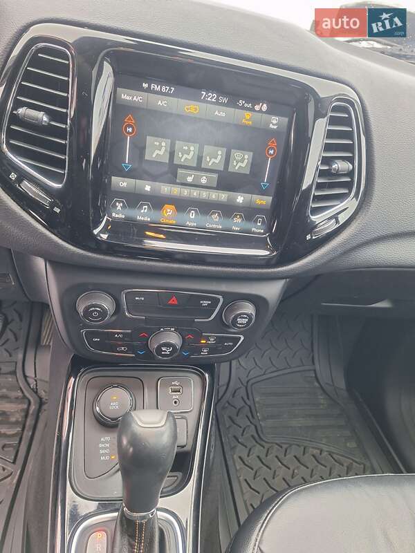 Внедорожник / Кроссовер Jeep Compass 2017 в Киеве фото 26 Внедорожник / Кроссовер Jeep Compass 2017 в Киеве