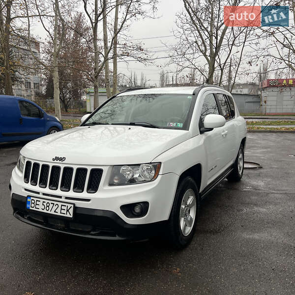 Внедорожник / Кроссовер Jeep Compass 2016 в Николаеве