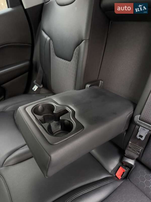 Внедорожник / Кроссовер Jeep Compass 2019 в Сумах