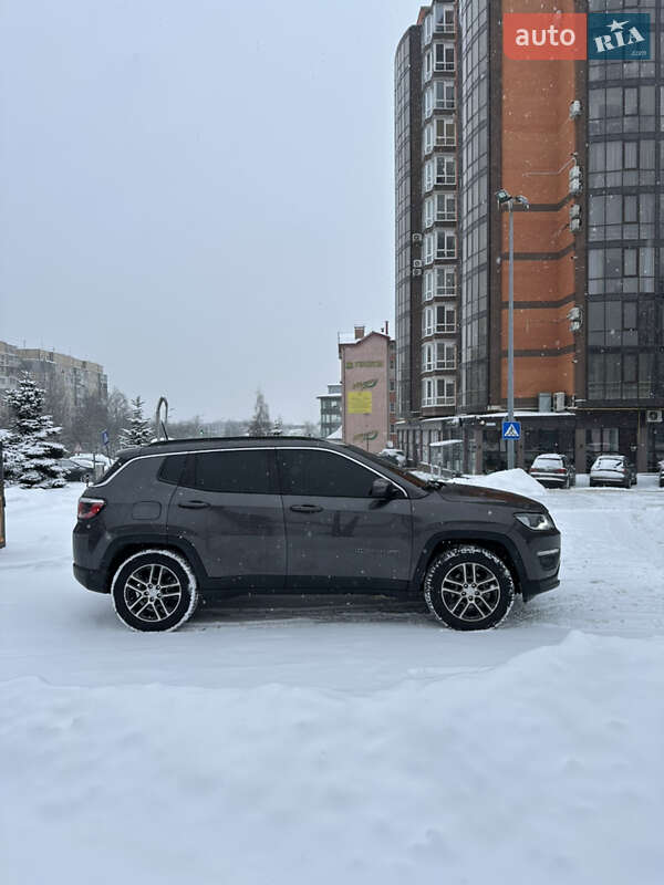 Внедорожник / Кроссовер Jeep Compass 2020 в Львове