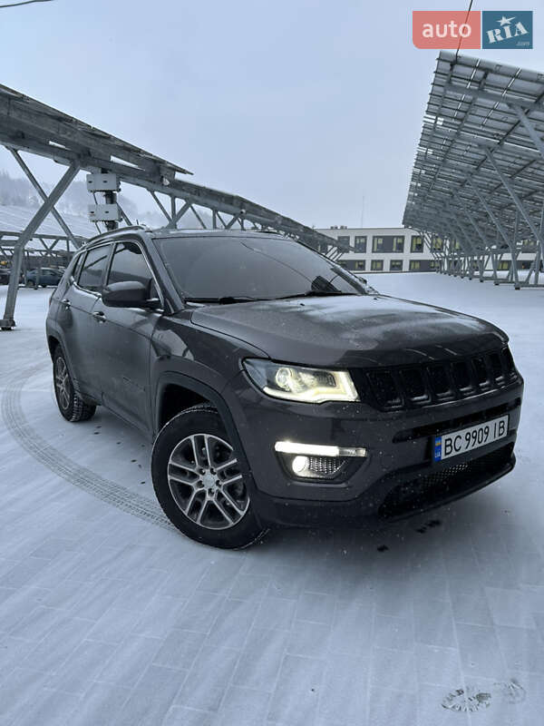Внедорожник / Кроссовер Jeep Compass 2020 в Львове