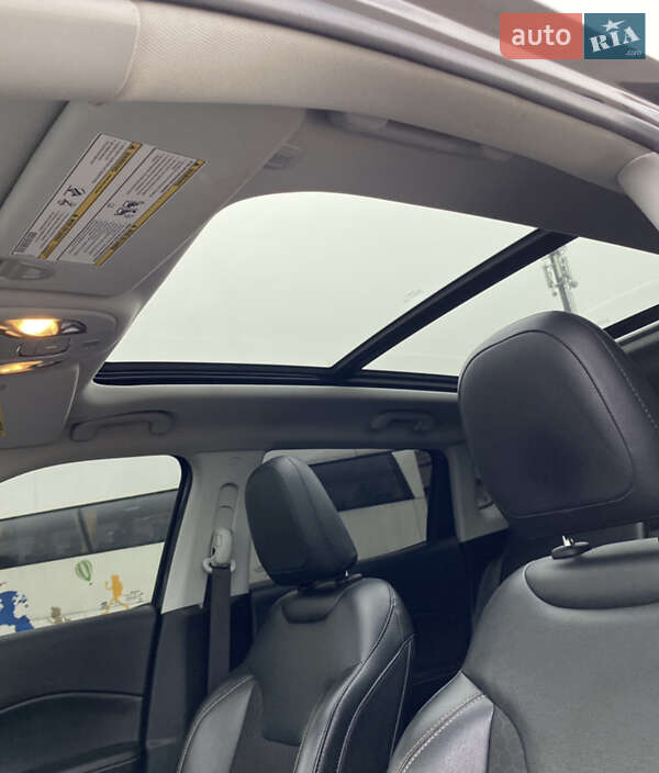 Внедорожник / Кроссовер Jeep Compass 2020 в Львове