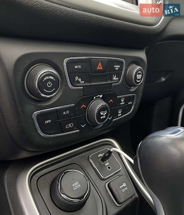 Внедорожник / Кроссовер Jeep Compass 2020 в Львове