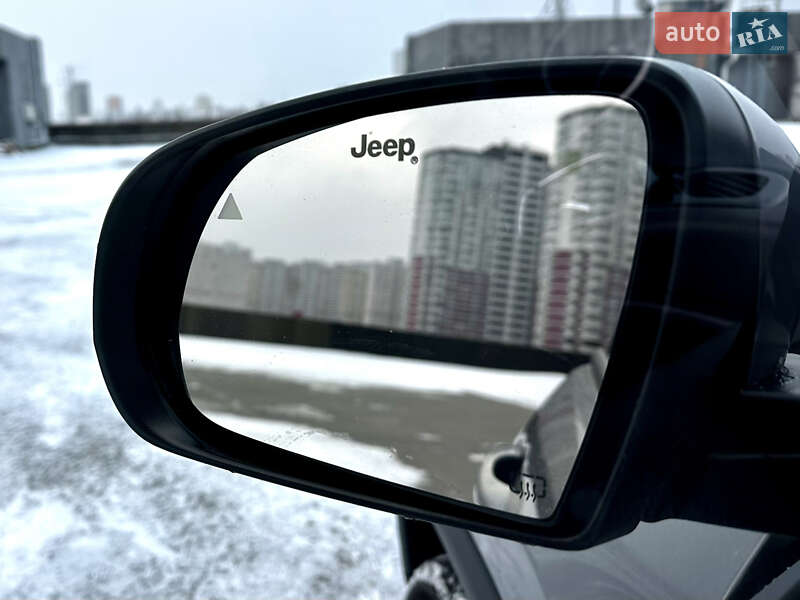 Внедорожник / Кроссовер Jeep Compass 2019 в Киеве