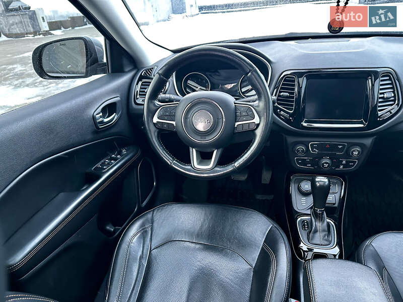 Внедорожник / Кроссовер Jeep Compass 2019 в Киеве