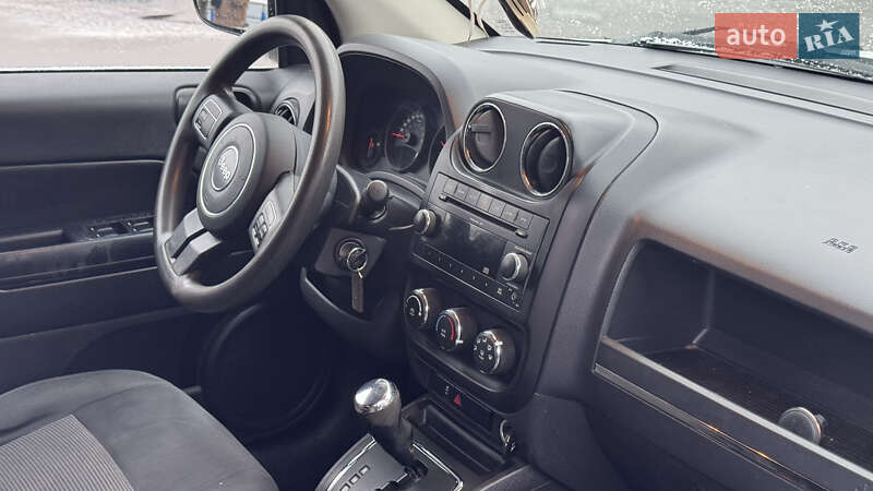 Внедорожник / Кроссовер Jeep Compass 2011 в Киеве