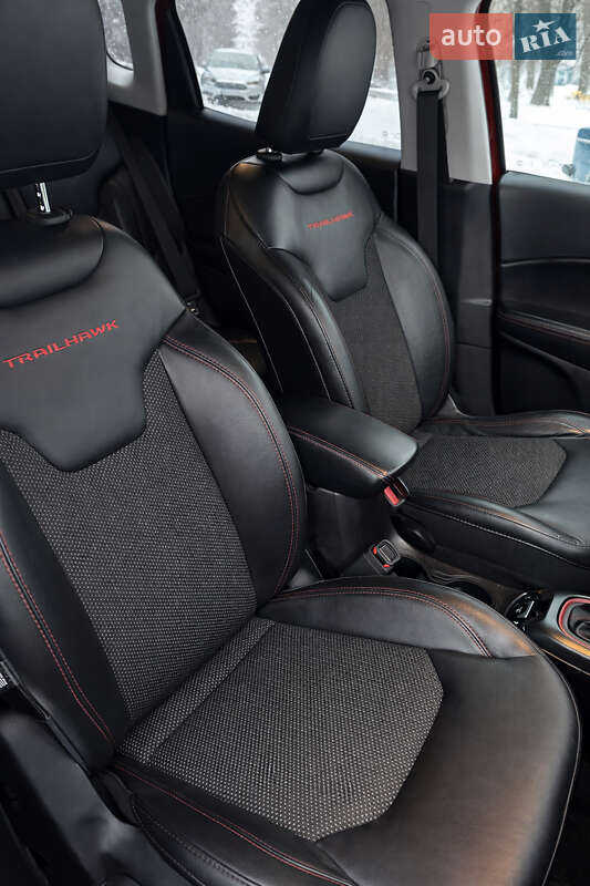 Внедорожник / Кроссовер Jeep Compass 2018 в Ромнах