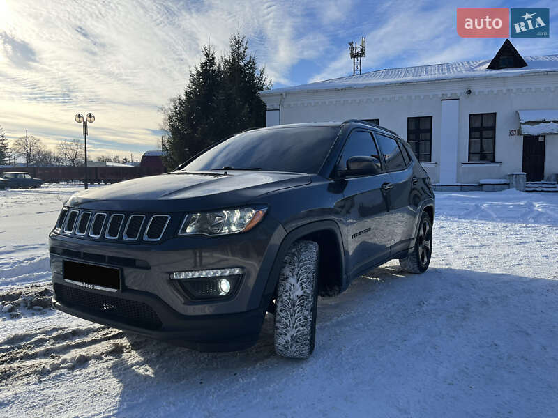 Внедорожник / Кроссовер Jeep Compass 2020 в Ромнах
