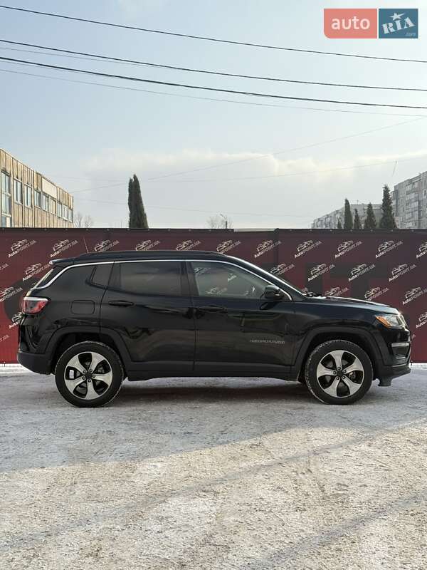 Внедорожник / Кроссовер Jeep Compass 2017 в Сумах фото 4 Внедорожник / Кроссовер Jeep Compass 2017 в Сумах