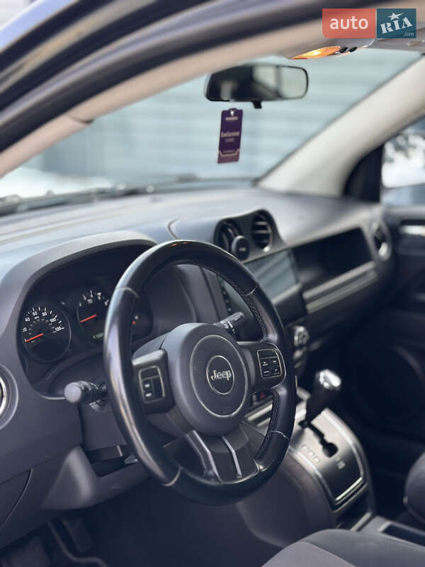 Внедорожник / Кроссовер Jeep Compass 2011 в Ивано-Франковске