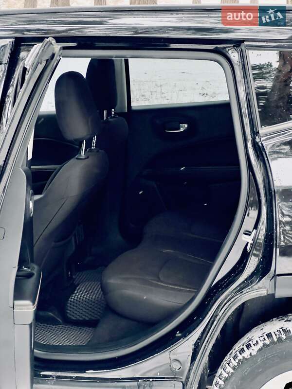 Внедорожник / Кроссовер Jeep Compass 2018 в Сумах