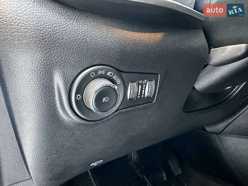 Внедорожник / Кроссовер Jeep Compass 2022 в Ромнах