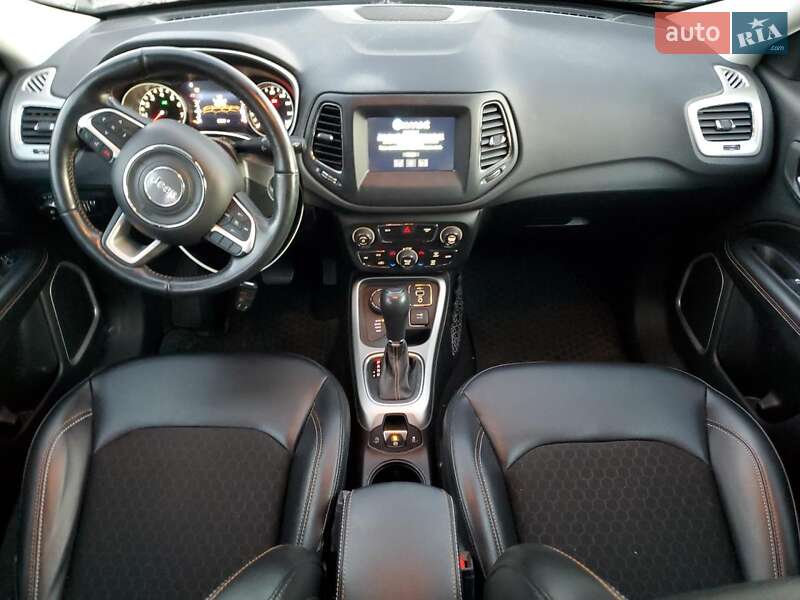 Внедорожник / Кроссовер Jeep Compass 2020 в Киеве