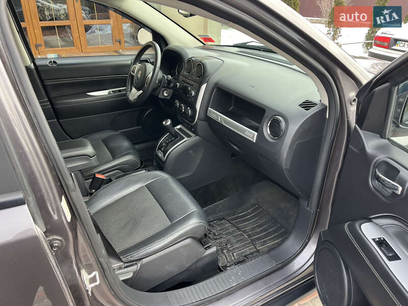 Внедорожник / Кроссовер Jeep Compass 2016 в Черкассах