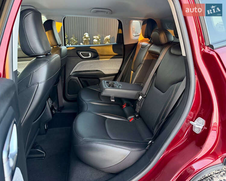 Внедорожник / Кроссовер Jeep Compass 2022 в Киеве фото 36 Внедорожник / Кроссовер Jeep Compass 2022 в Киеве