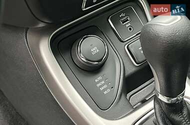 Внедорожник / Кроссовер Jeep Compass 2017 в Киеве