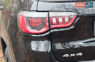 Внедорожник / Кроссовер Jeep Compass 2017 в Киеве
