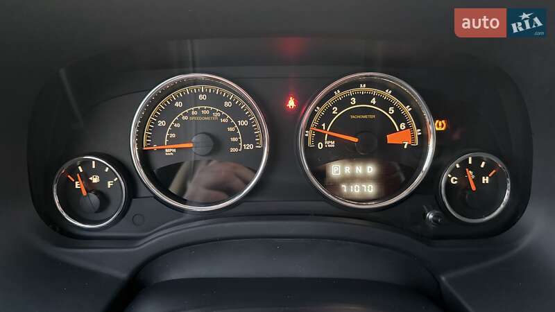 Позашляховик / Кросовер Jeep Compass 2015 в Києві