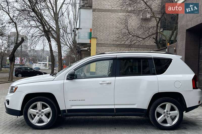 Внедорожник / Кроссовер Jeep Compass 2013 в Николаеве