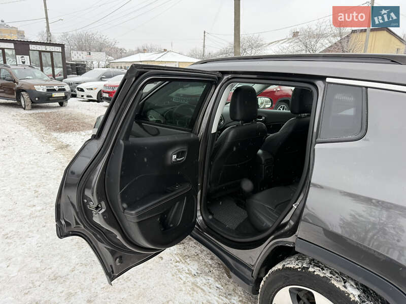 Внедорожник / Кроссовер Jeep Compass 2017 в Полтаве фото 24 Внедорожник / Кроссовер Jeep Compass 2017 в Полтаве