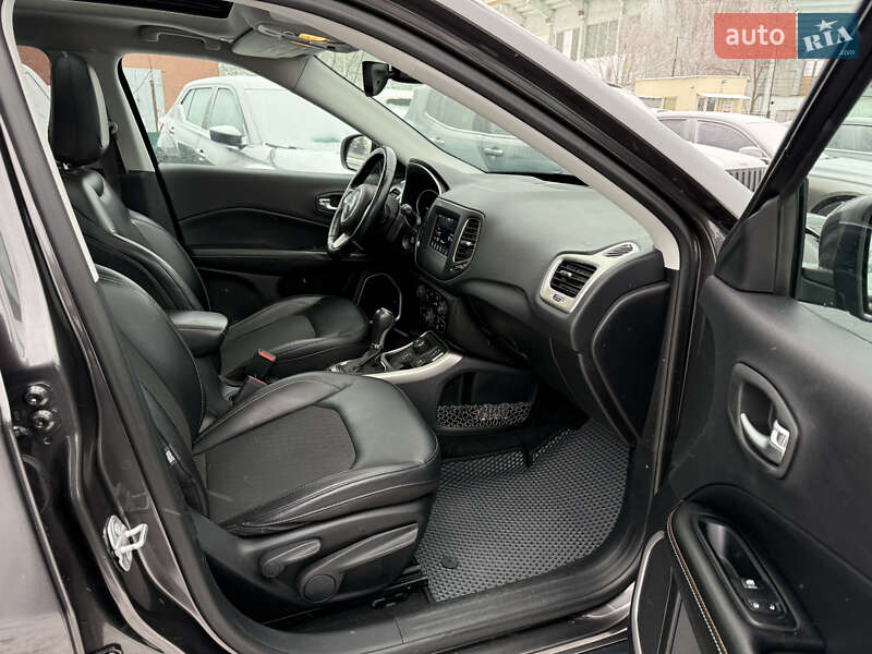 Внедорожник / Кроссовер Jeep Compass 2017 в Полтаве фото 32 Внедорожник / Кроссовер Jeep Compass 2017 в Полтаве