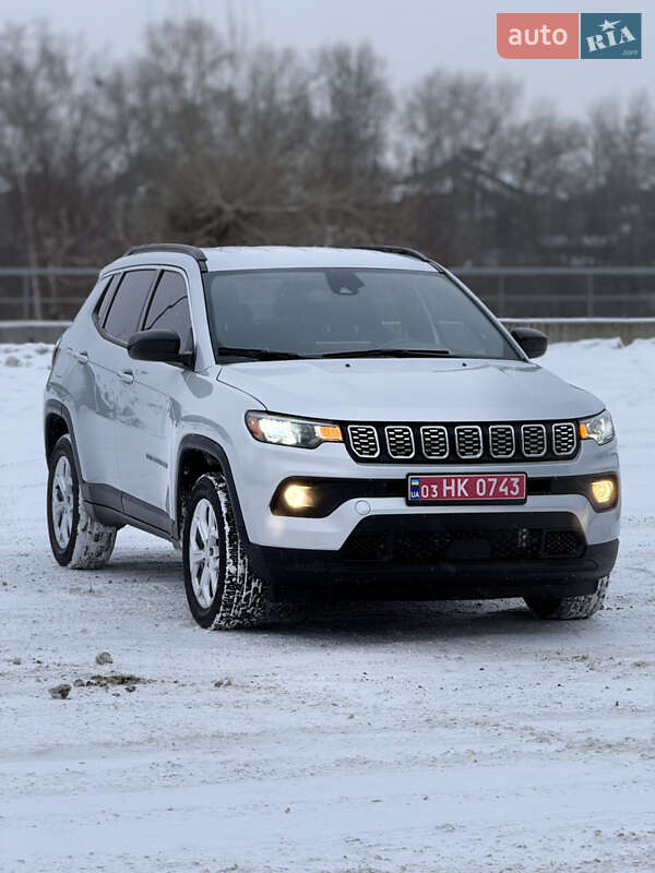 Внедорожник / Кроссовер Jeep Compass 2024 в Киеве фото 4 Внедорожник / Кроссовер Jeep Compass 2024 в Киеве
