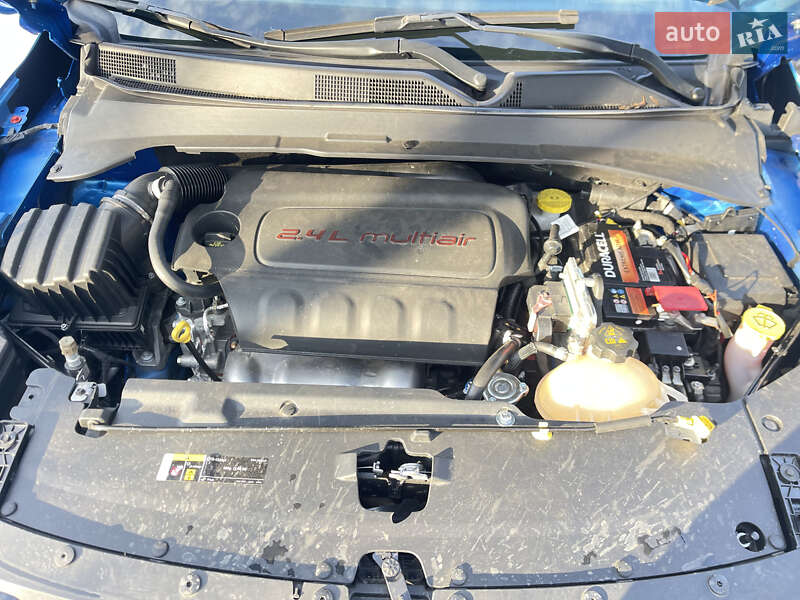 Позашляховик / Кросовер Jeep Compass 2022 в Києві фото 24 Позашляховик / Кросовер Jeep Compass 2022 в Києві