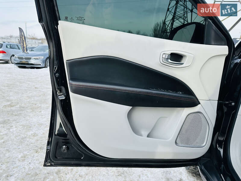 Позашляховик / Кросовер Jeep Compass 2020 в Харкові фото 15 Позашляховик / Кросовер Jeep Compass 2020 в Харкові
