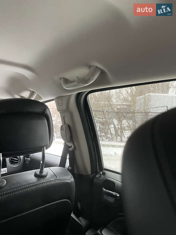 Внедорожник / Кроссовер Jeep Compass 2013 в Киеве фото 20 Внедорожник / Кроссовер Jeep Compass 2013 в Киеве