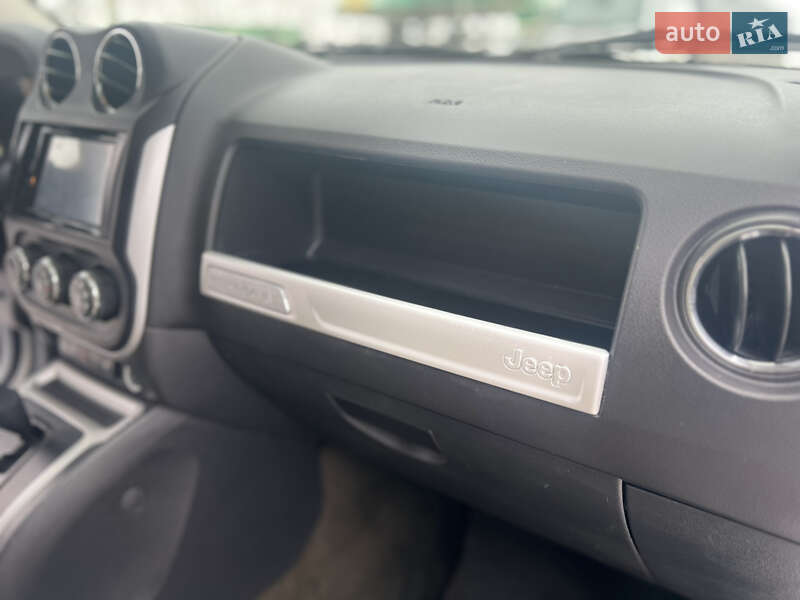 Позашляховик / Кросовер Jeep Compass 2016 в Старокостянтинові