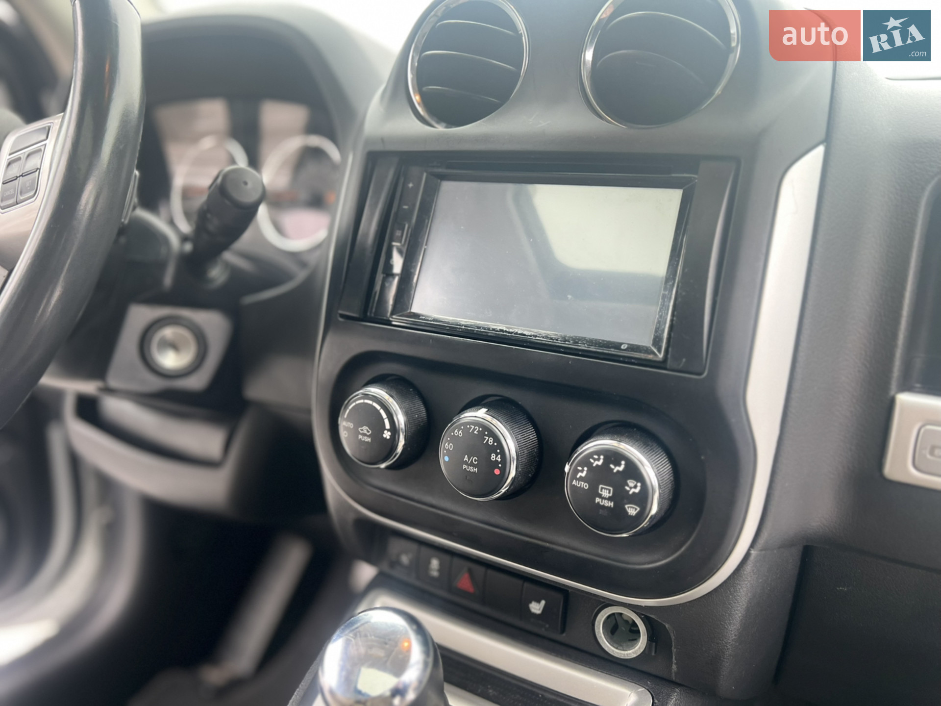 2016 Jeep Compass - мініатюра 18