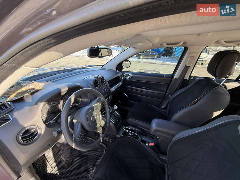 Внедорожник / Кроссовер Jeep Compass 2016 в Киеве