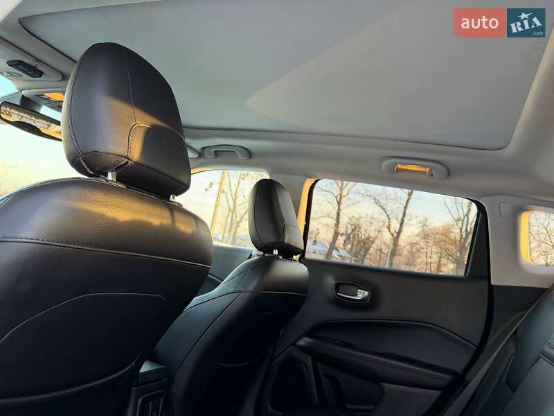 Внедорожник / Кроссовер Jeep Compass 2017 в Харькове фото 18 Внедорожник / Кроссовер Jeep Compass 2017 в Харькове