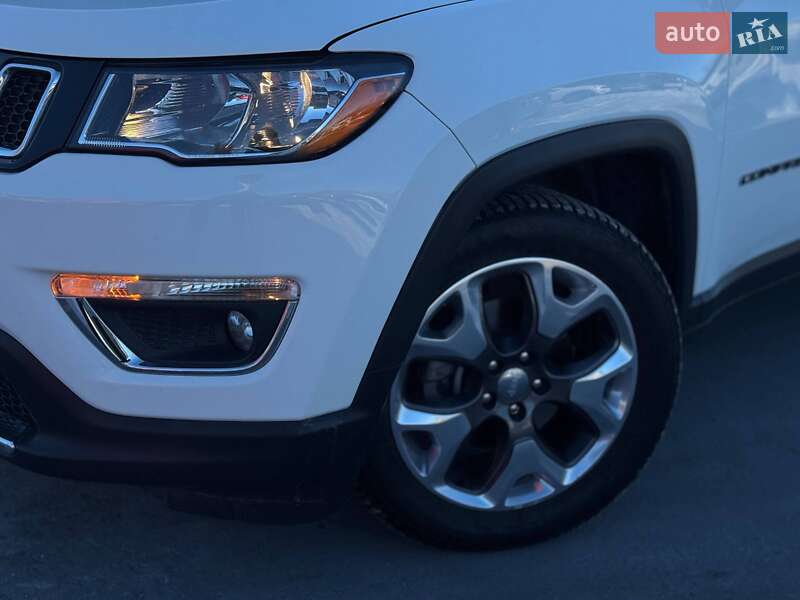 Внедорожник / Кроссовер Jeep Compass 2019 в Ровно