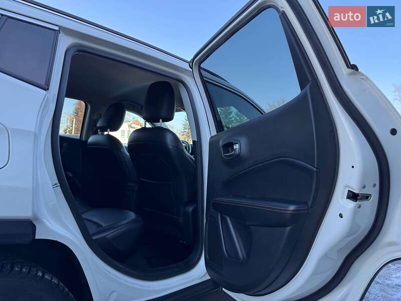 Внедорожник / Кроссовер Jeep Compass 2019 в Ровно