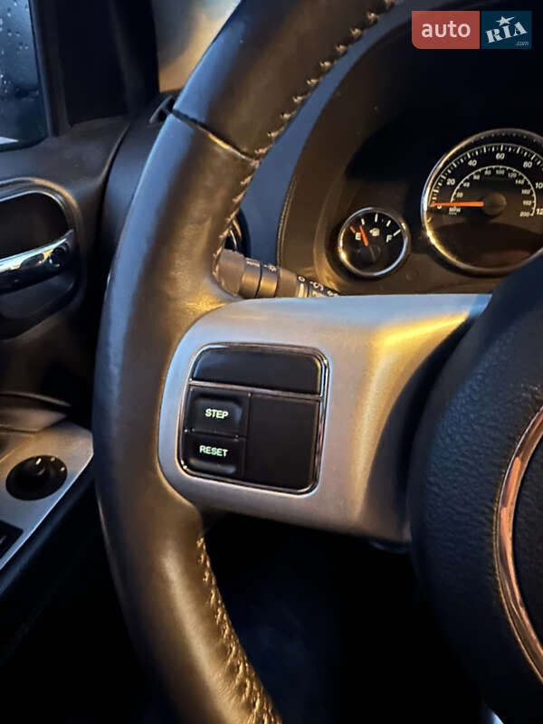 Позашляховик / Кросовер Jeep Compass 2015 в Дніпрі