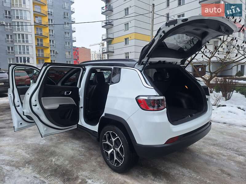 Внедорожник / Кроссовер Jeep Compass 2024 в Ивано-Франковске фото 42 Внедорожник / Кроссовер Jeep Compass 2024 в Ивано-Франковске