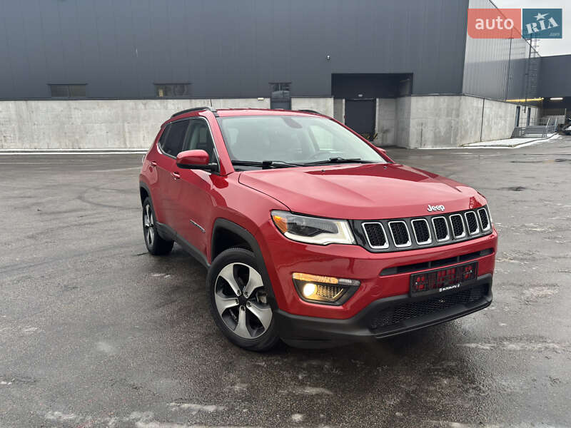 Внедорожник / Кроссовер Jeep Compass 2017 в Киеве