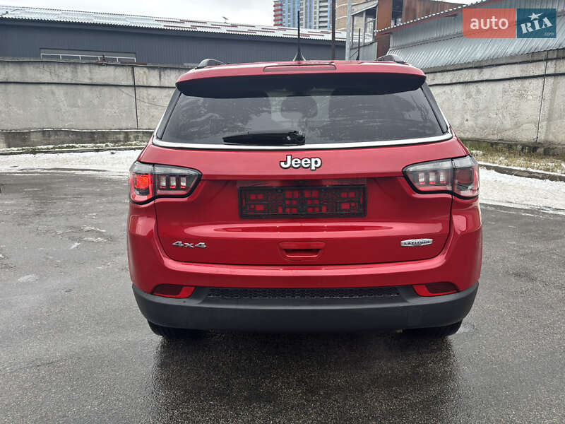 Внедорожник / Кроссовер Jeep Compass 2017 в Киеве