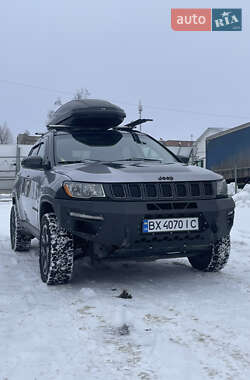 Внедорожник / Кроссовер Jeep Compass 2017 в Хмельницком