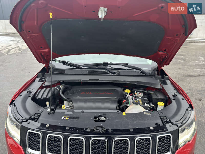 Внедорожник / Кроссовер Jeep Compass 2017 в Киеве