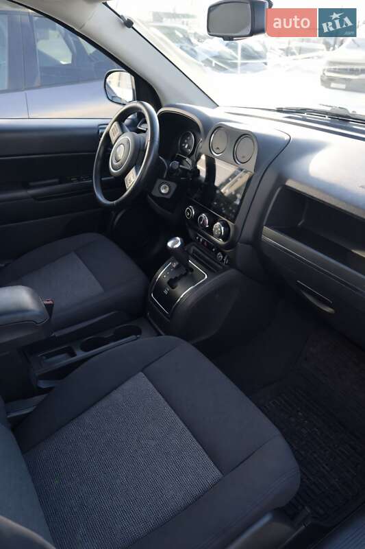 Внедорожник / Кроссовер Jeep Compass 2011 в Киеве