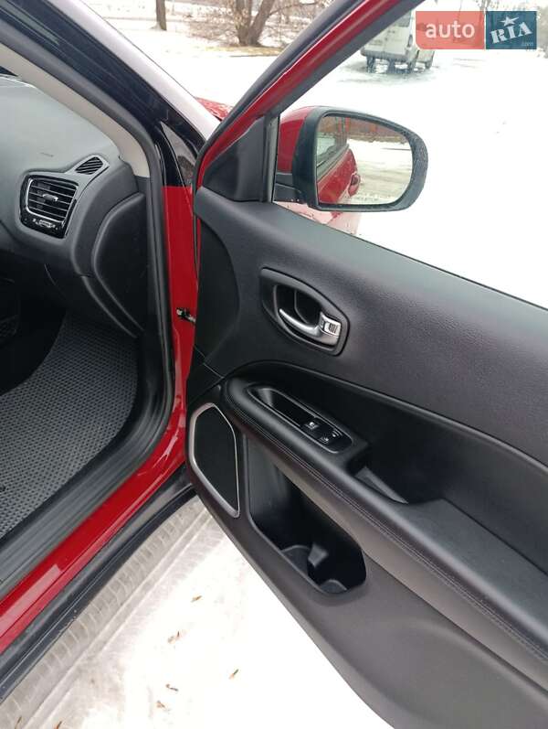 Позашляховик / Кросовер Jeep Compass 2018 в Черкасах